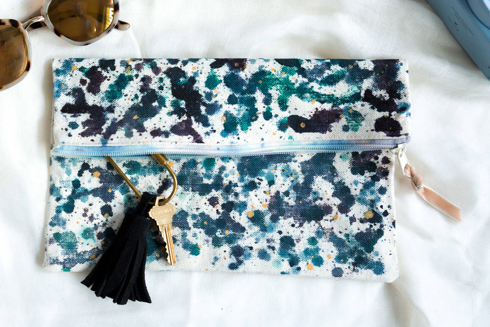 Abstract Clutch, Large