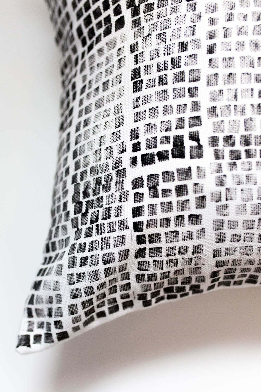 seven sixteen, becky pollard, bedroom decor, bedroom decor ideas, decorative pillow, accent pillow, black and white pillow, abstract pillow, bedroom decor, bedroom decor ideas, neutral bedroom decor, neutral bedroom pillows, black and white pillows, neutral accent pillows, accent pillow, black and white pillow covers, black and white pillows on couch, black and white pillows on bed, neutral accent pillows on couch, neutral accent pillows on bed, block print, block printed pillow
