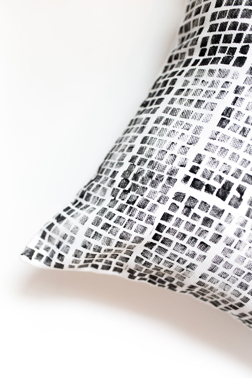 seven sixteen, becky pollard, bedroom decor, bedroom decor ideas, decorative pillow, accent pillow, black and white pillow, abstract pillow, bedroom decor, bedroom decor ideas, neutral bedroom decor, neutral bedroom pillows, black and white pillows, neutral accent pillows, accent pillow, black and white pillow covers, black and white pillows on couch, black and white pillows on bed, neutral accent pillows on couch, neutral accent pillows on bed, block print, block printed pillow
